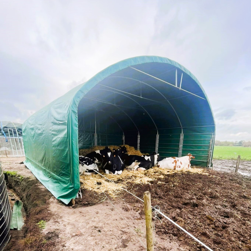 Přístřešek  pro zvířata 8x8 m CT2626