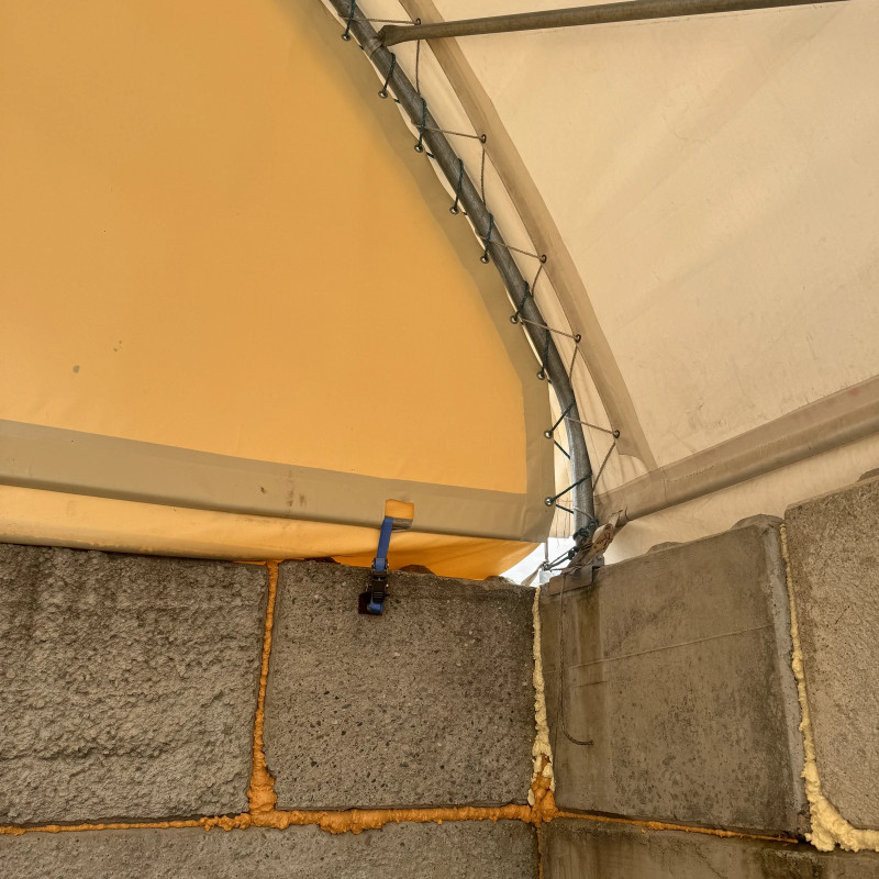 Abris pour conteneurs C2640 8x12 m