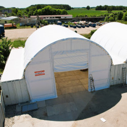 Ściana z bramą wjazdową do zadaszenia kontenerowego 12 m GSC40F