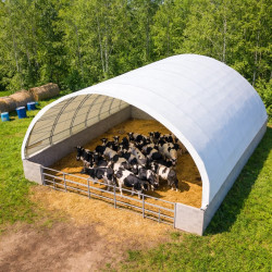 Tenda celeiro 15×24 m - estrutura de treliça dupla