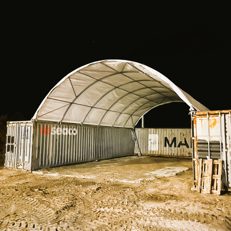 Abris pour conteneurs C3020QH 9×6 m
