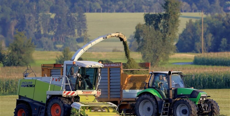 Czym kierować się przy wyborze hali na maszyny rolnicze? />
  </div>

                        