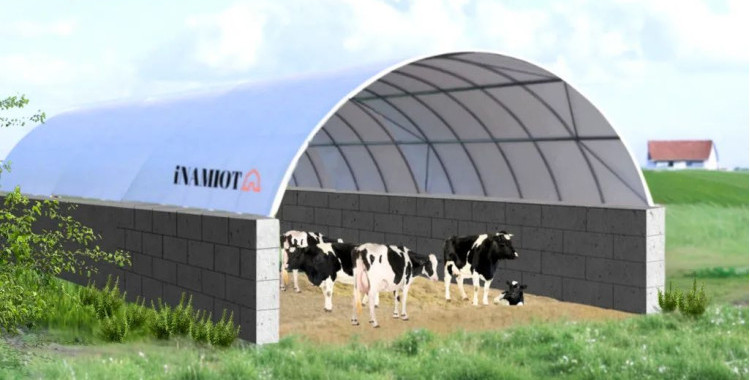 Auvents agricoles sur blocs - une alternative peu coûteuse aux granges />
  </div>

                        
